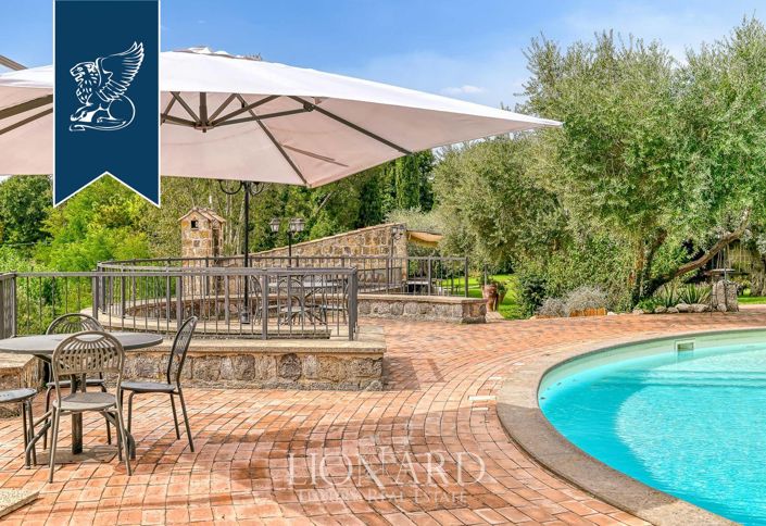 Image No.19-18 Bed Villa for sale