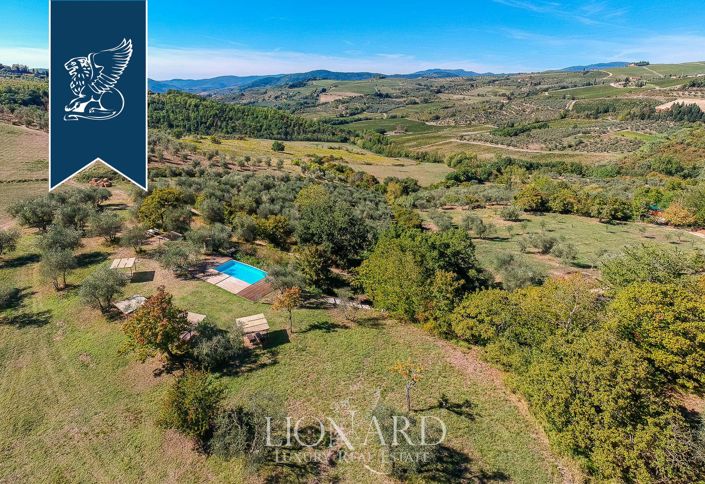 Image No.8-8 Bed Farmhouse for sale