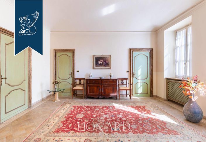 Image No.19-6 Bed Villa for sale