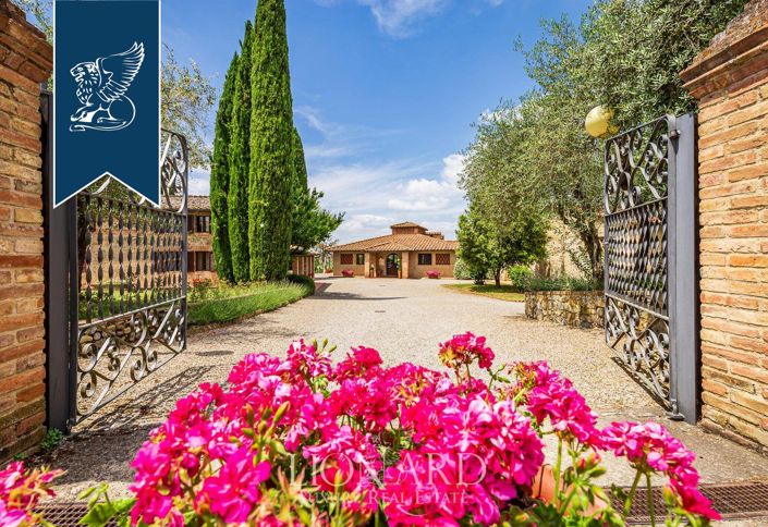 Image No.34-27 Bed Hotel for sale