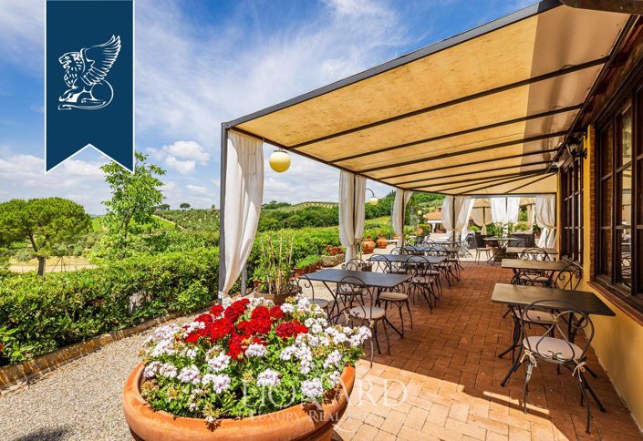 Image No.42-27 Bed Hotel for sale