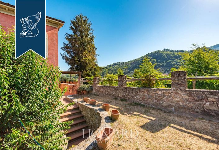 Image No.9-5 Bed Villa for sale