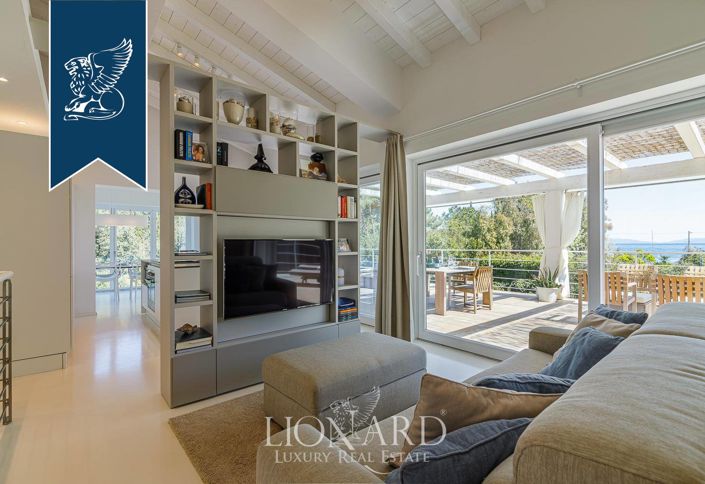 Image No.40-4 Bed Villa for sale