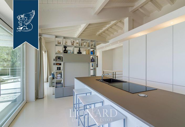 Image No.51-4 Bed Villa for sale