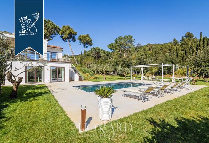 Image No.8-4 Bed Villa for sale