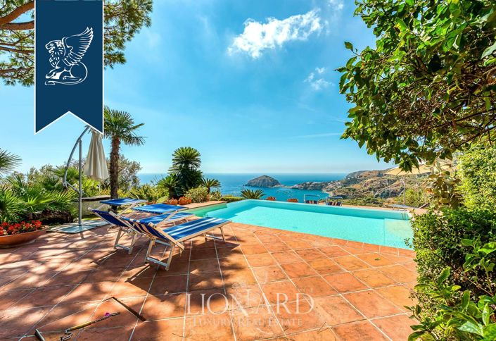 Image No.13-4 Bed Villa for sale