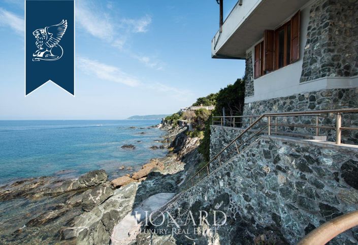 Image No.21-5 Bed Villa for sale