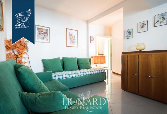 Image No.32-5 Bed Villa for sale