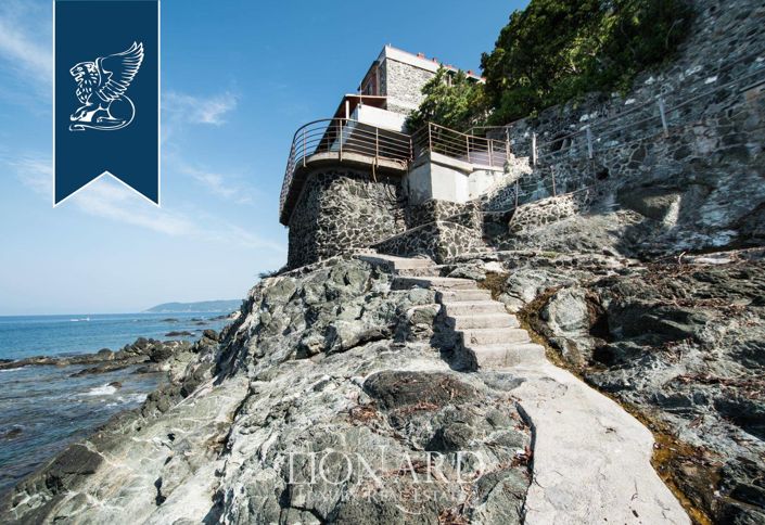 Image No.9-5 Bed Villa for sale