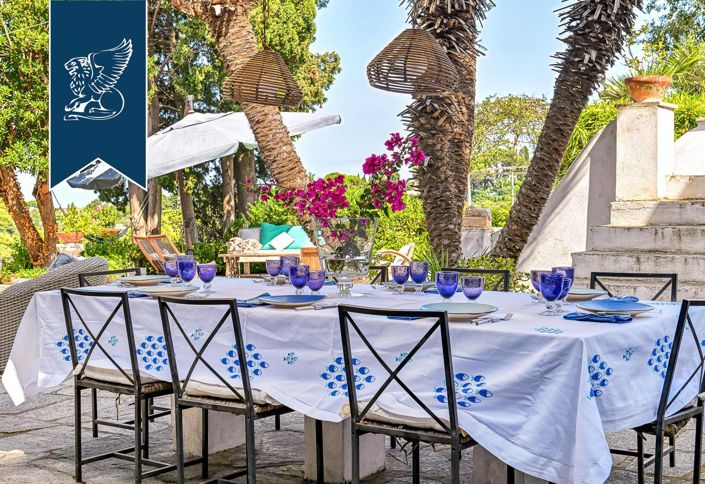 Image No.18-4 Bed Villa for sale