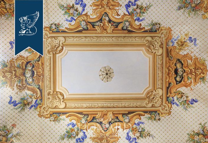 Image No.14-10 Bed Villa for sale