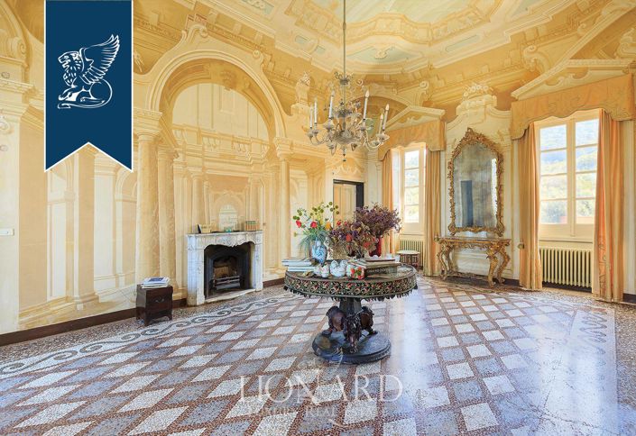 Image No.25-10 Bed Villa for sale