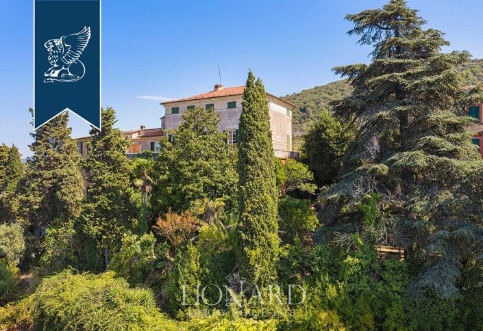 Image No.4-10 Bed Villa for sale