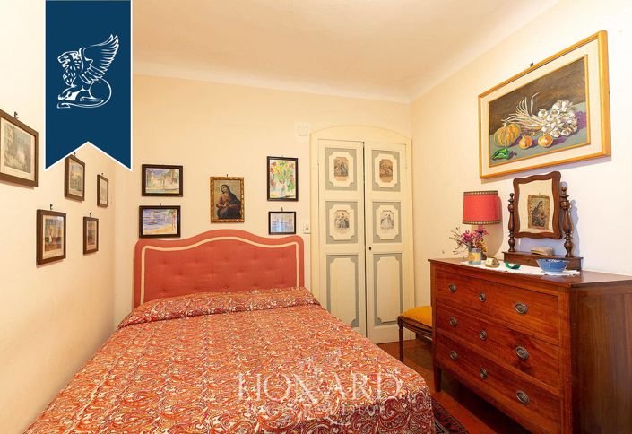 Image No.41-10 Bed Villa for sale