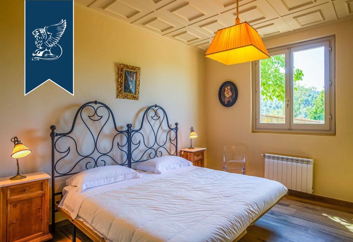 Image No.37-4 Bed Country House for sale