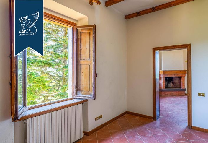 Image No.45-4 Bed Country House for sale