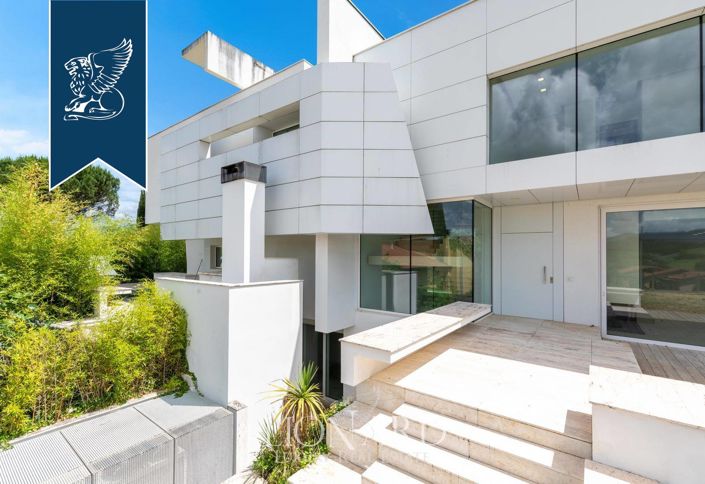 Image No.4-5 Bed Villa for sale