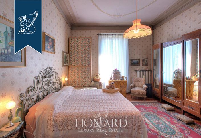 Image No.19-6 Bed Villa for sale