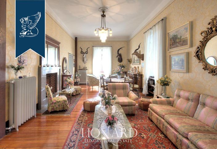 Image No.8-6 Bed Villa for sale