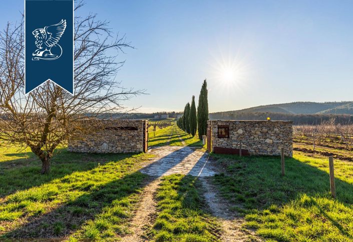 Image No.10-16 Bed Country House for sale