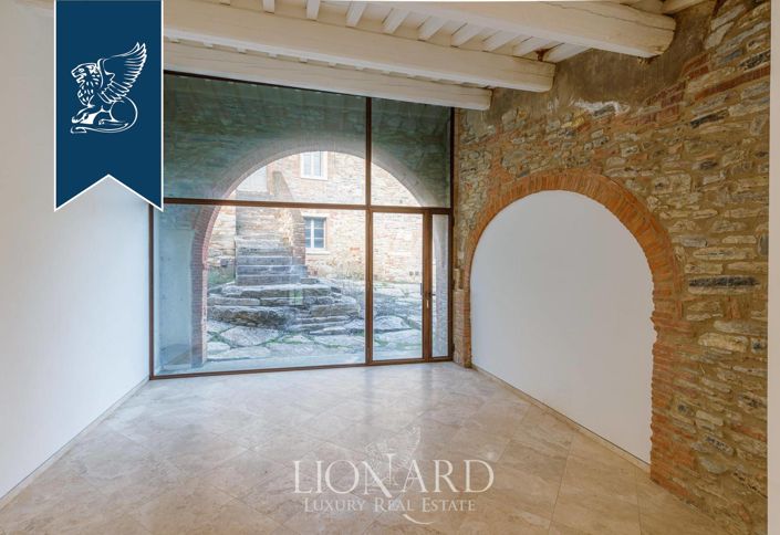 Image No.34-16 Bed Country House for sale