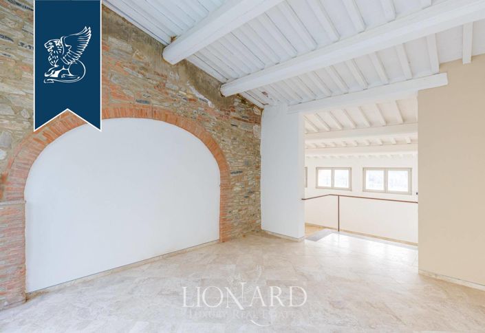 Image No.35-16 Bed Country House for sale