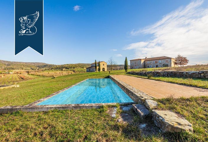 Image No.6-16 Bed Country House for sale