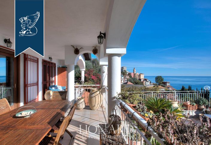 Image No.11-4 Bed Villa for sale