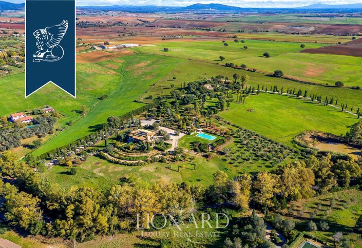 Image No.1-6 Bed Villa for sale