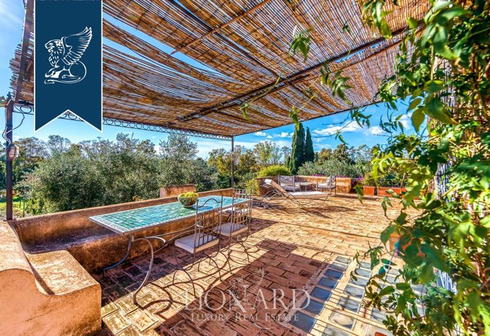 Image No.15-6 Bed Villa for sale