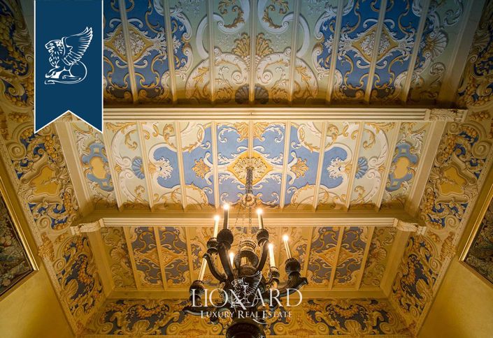 Image No.52-55 Bed Property for sale