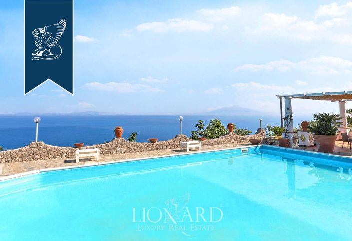 Image No.1-5 Bed Villa for sale