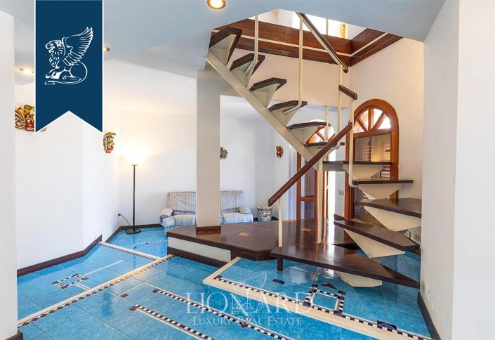 Image No.14-5 Bed Villa for sale