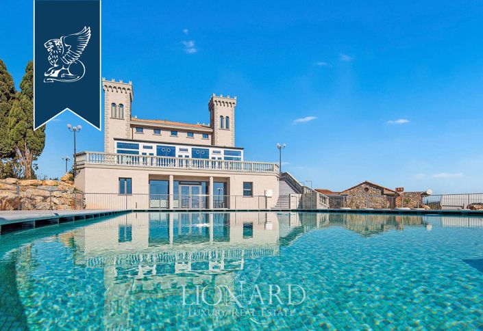 Image No.10-19 Bed Hotel for sale