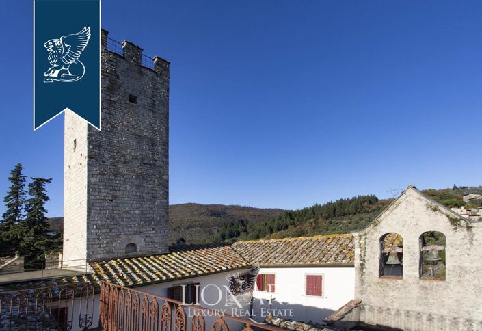 Image No.14-7 Bed Property for sale