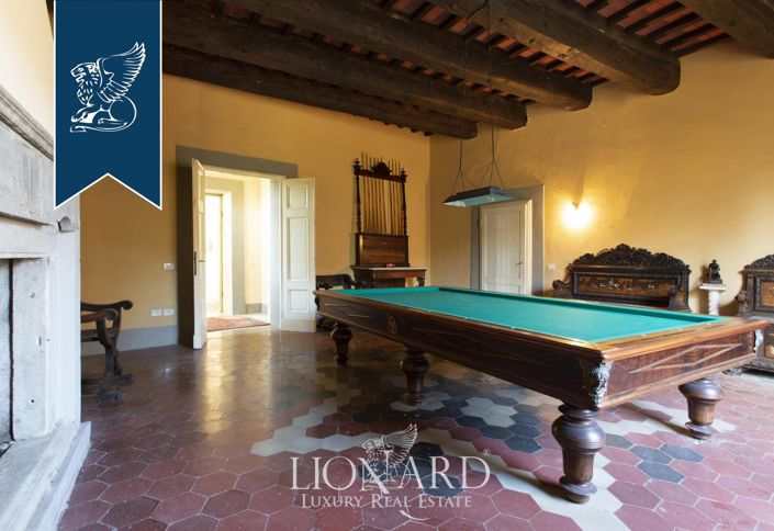 Image No.32-7 Bed Property for sale