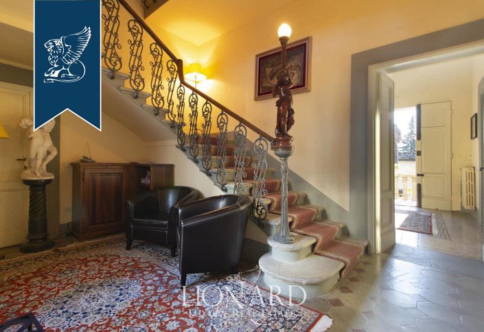 Image No.34-7 Bed Property for sale