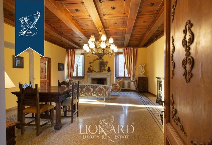 Image No.48-7 Bed Property for sale