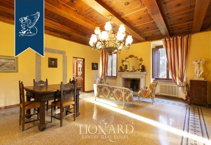 Image No.49-7 Bed Property for sale