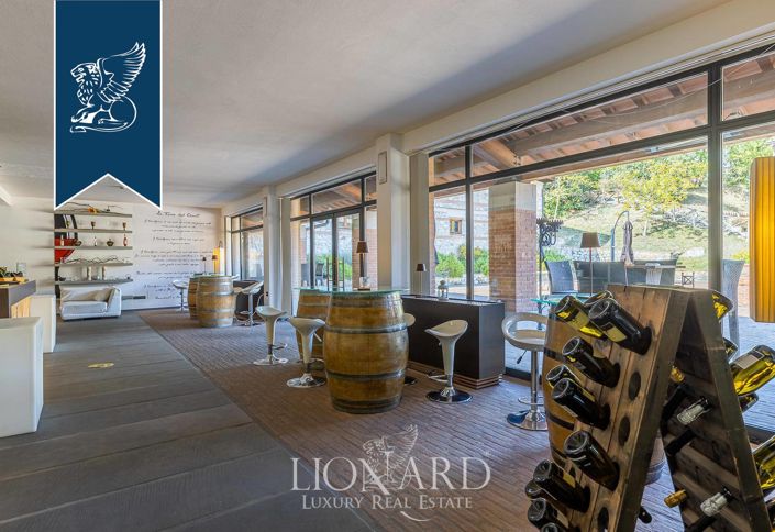 Image No.54-60 Bed Hotel for sale