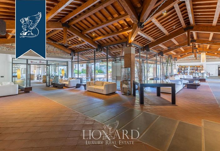 Image No.60-60 Bed Hotel for sale