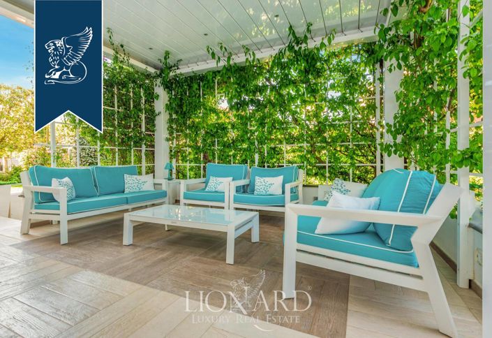 Image No.2-3 Bed Villa for sale