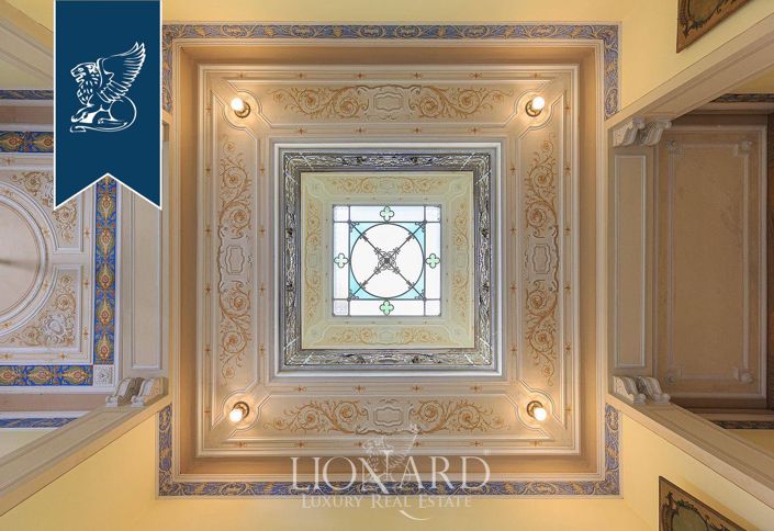 Image No.16-7 Bed Villa for sale