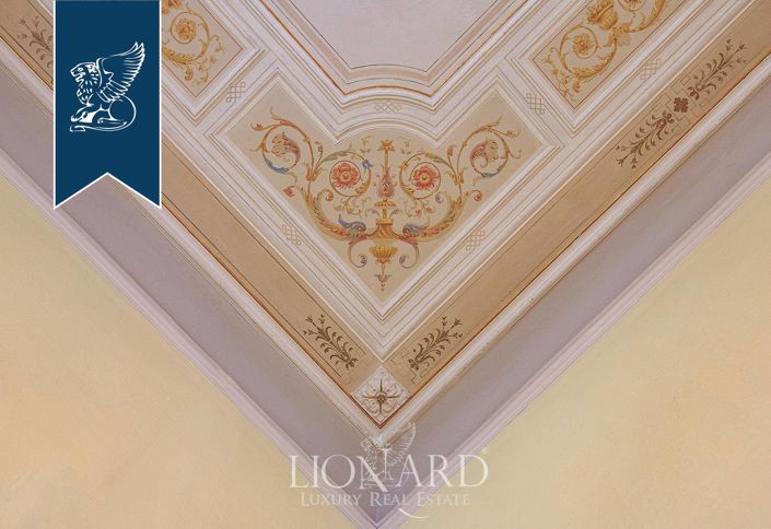 Image No.23-7 Bed Villa for sale