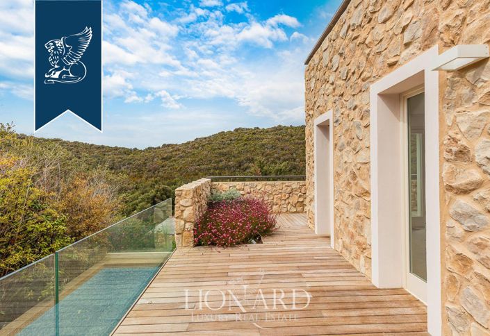 Image No.17-4 Bed Villa for sale