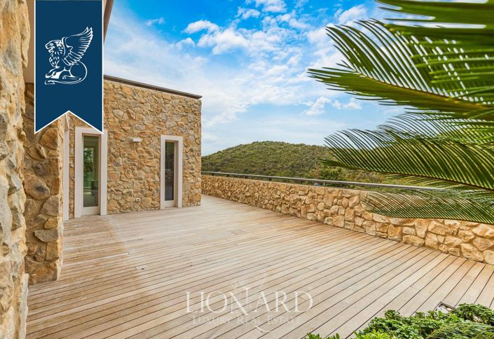 Image No.26-4 Bed Villa for sale