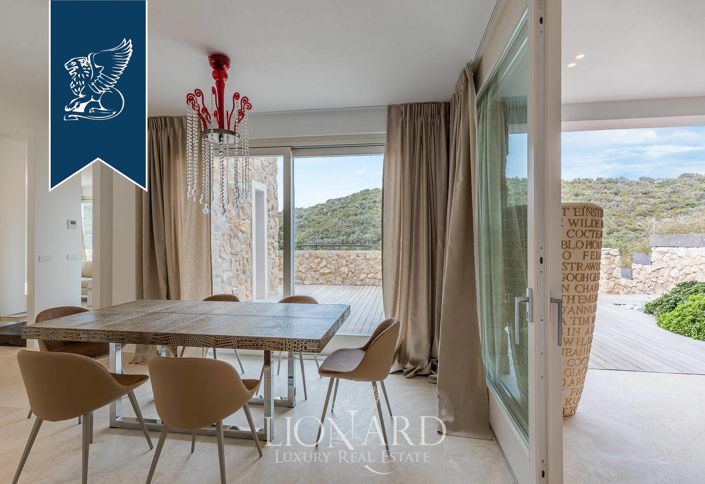 Image No.48-4 Bed Villa for sale