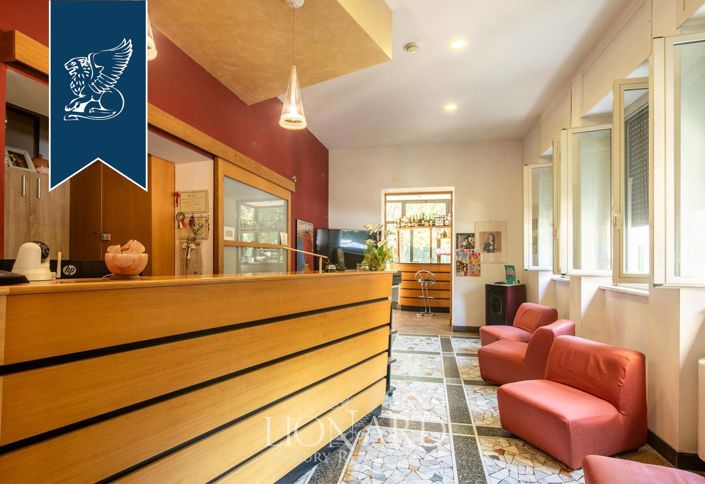 Image No.20-21 Bed Hotel for sale