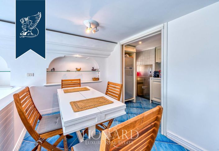 Image No.10-3 Bed Apartment for sale