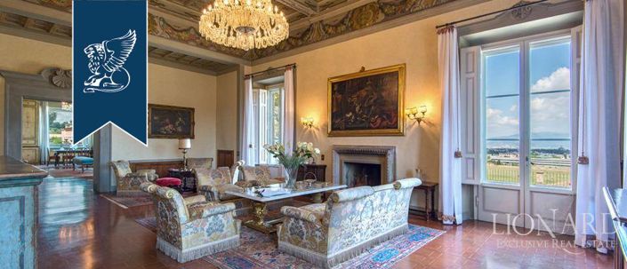 Image No.52-10 Bed Villa for sale